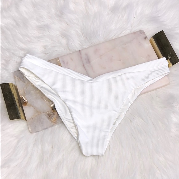 Frankie's Bikinis Other - FRANKIES BIKINIS AUSTIN BOTTOM WHITE